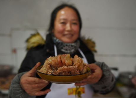 松桃：“三肉”制作迎新春