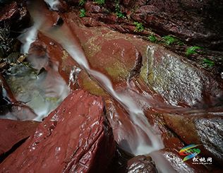 【行摄苗乡】甘溪社区红石头河风景如画