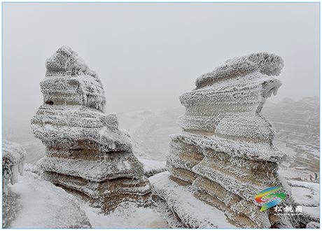 《行摄苗乡》相约红石林，只为一睹你“素裹”的妆容