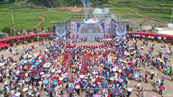 松桃数万宾朋 相约“六月六”