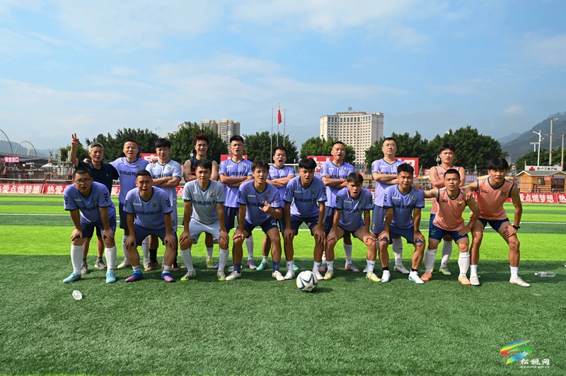 松桃卤鸭子队亮相“村超”，现场美图来袭～