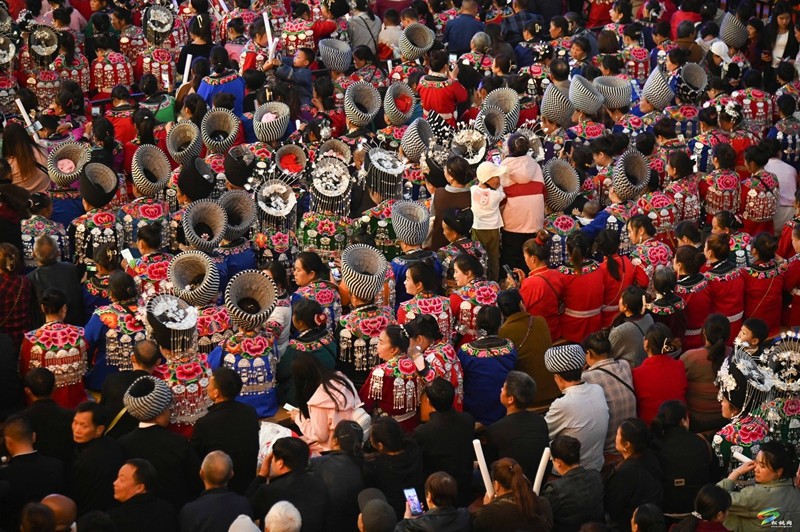 【吃贵州“晚饭”·看松桃村晚】“民”星闪耀 “乡”聚甚欢  第五期村晚好戏连台