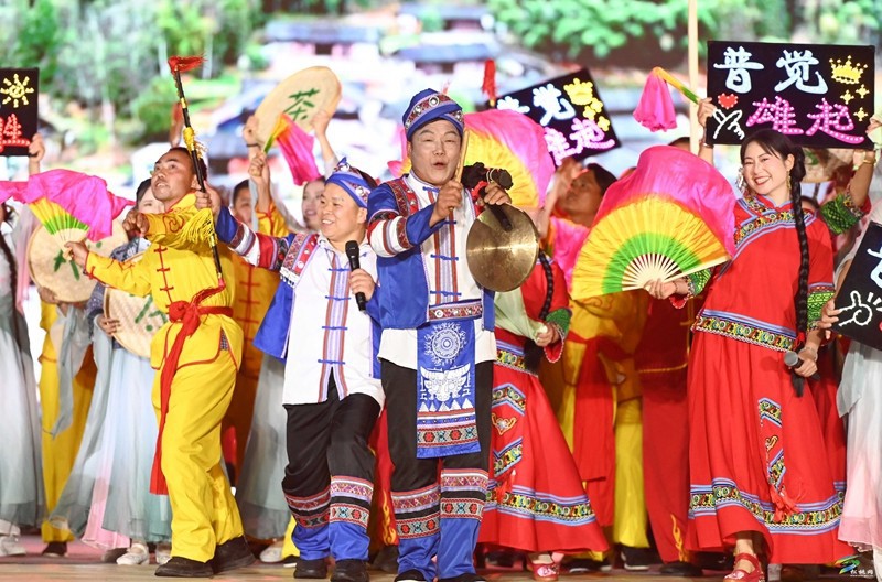 【吃贵州“晚饭”·看松桃村晚】“民”星闪耀 “乡”聚甚欢  第五期村晚好戏连台