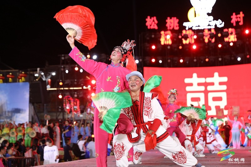 【吃贵州“晚饭”·看松桃村晚】松桃村晚第11期：茶韵牛情意无穷 大路黄板展新容