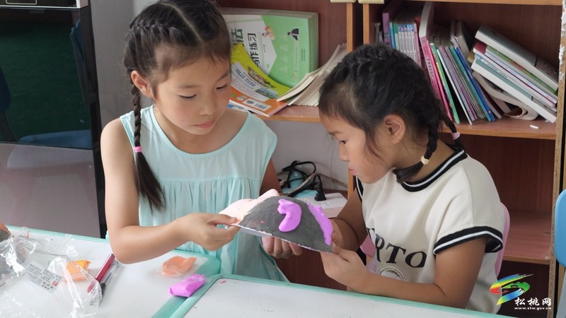 大兴街道兴园社区：遵义星火照前路·非遗匠心育童行