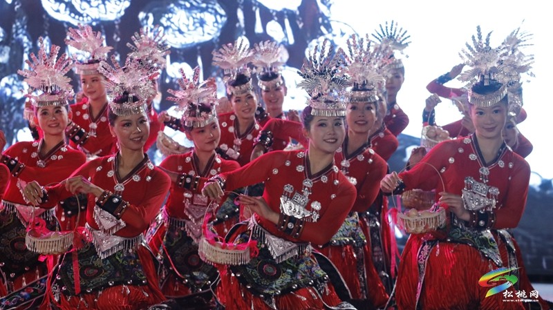 【吃贵州“晚饭”·看松桃村晚】山海同心绘盛景 村晚搭桥话情深——松桃盘信与东莞沙田共赴文化之约