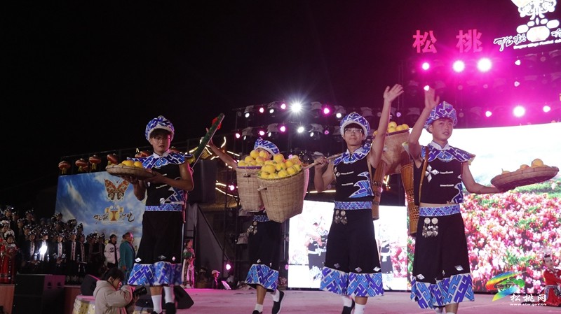 【吃贵州“晚饭”·看松桃村晚】山海同心绘盛景 村晚搭桥话情深——松桃盘信与东莞沙田共赴文化之约