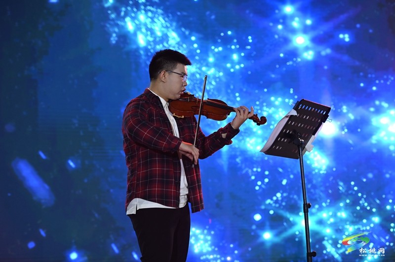 【吃贵州“晚饭”·看松桃村晚】山海同心绘盛景 村晚搭桥话情深——松桃盘信与东莞沙田共赴文化之约