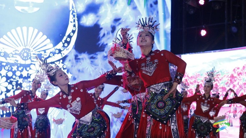 【吃贵州“晚饭”·看松桃村晚】山海同心绘盛景 村晚搭桥话情深——松桃盘信与东莞沙田共赴文化之约