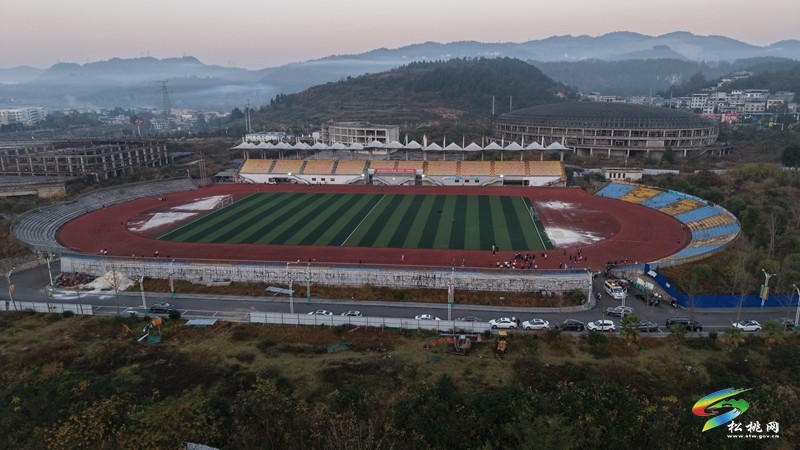 松桃跑步运动协会举办2025贵州卓裕墅建超马挑战赛