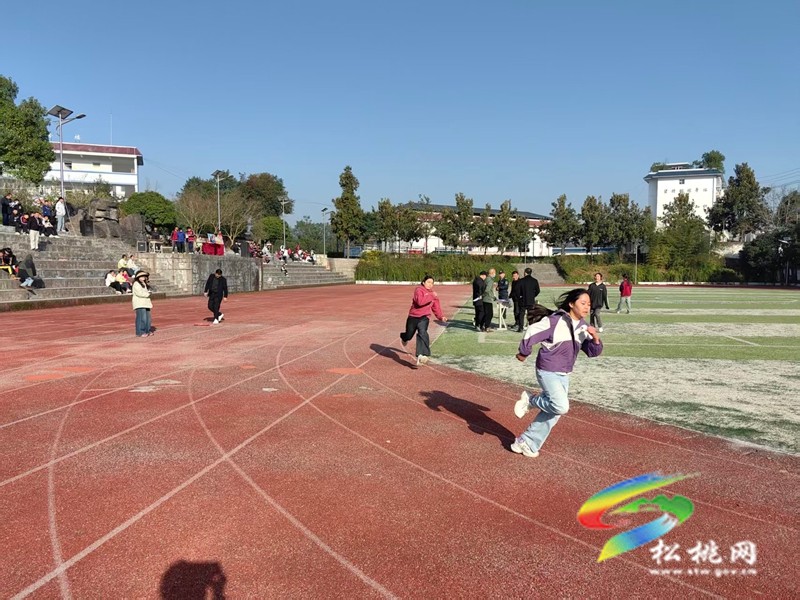 大路镇中学举行第三十届冬季运动会